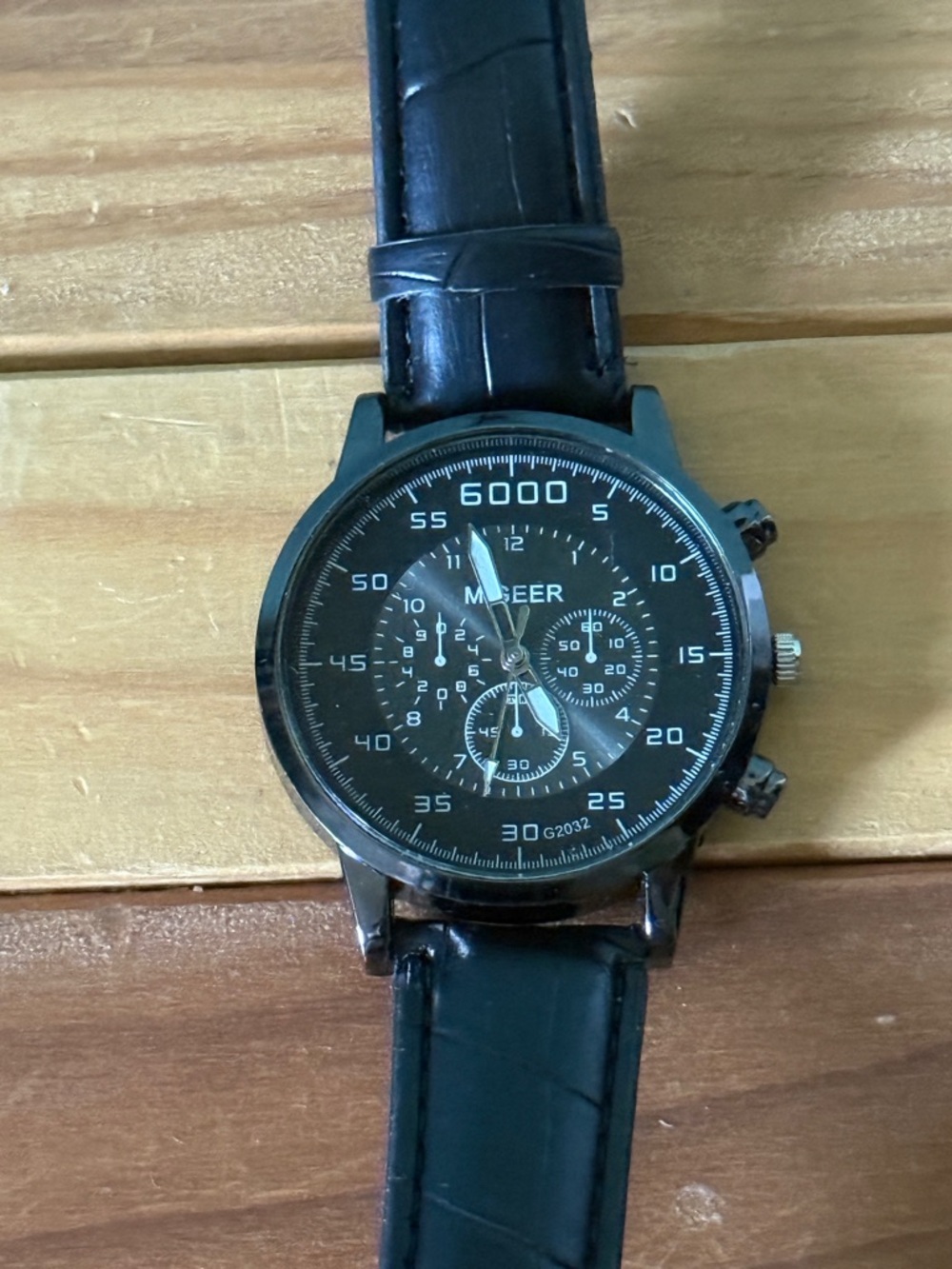 MIGEER Black Chronograph Style Watch 1.5” Luminous Hands